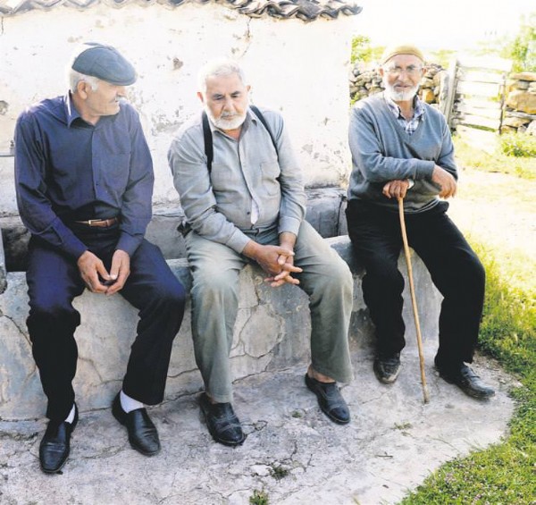 Akrabaları Cem Özdemir'i reddetti