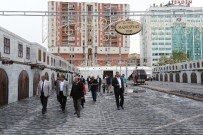 MANEVIYAT - Başkan Çelik Ramazan Sokağı'nda İncelemelerde Bulundu