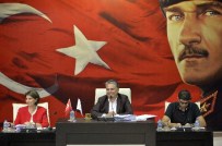 Başkan Uysal'dan Antalyaspor Ve Alanyaspor'a Transfer Çağrısı