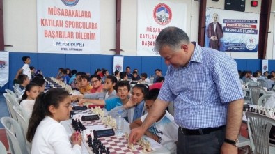 Develi'de Satranç Turnuvası Yapıldı