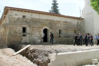ÇÖKME TEHLİKESİ - Milletvekili Erdoğan, Tarihi Cami Ve Minaredeki Restorasyon Çalışmalarını İnceledi