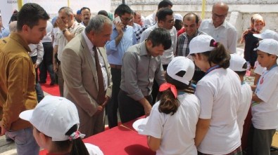 Ortaokul Öğrencileri Projelerini Sundu