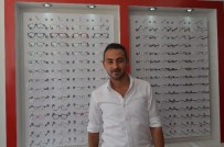 GÜNEŞ GÖZLÜĞÜ - Selendi'nin İlk Gözlük Dükkanı Açıldı
