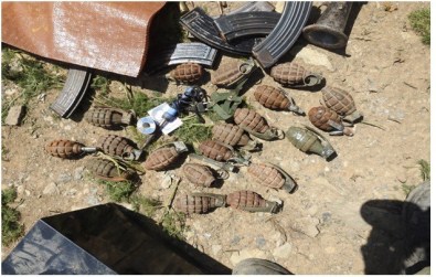 Teröristlerin İnlerinden Cephane Çıktı