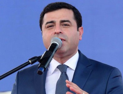 Demirtaş'tan Cumhurbaşkanı'na ağır hakaret!