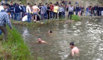 SAID NURSI - Muradiye Şelalesi'ne Giren 2 Öğrenci Boğuldu