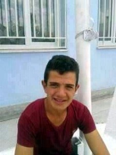 Traktörün Altında Kalan Çocuk Hayatını Kaybetti