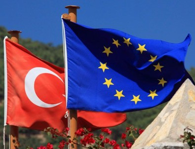 Türkiye Geri Kabul anlaşmasını askıya aldı