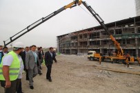 ABDULLAH SEÇKIN KOÇAK - Vali Işın Hastane İnşaatını İnceledi