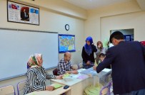 PFIZER - Zonguldak'ta İki Mahallede Muhtarlık Seçimi Sürüyor