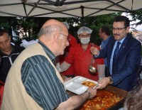 İFTAR ÇADIRI - Başkan Genç, İftarını Vatandaşlarla Birlikte Açtı