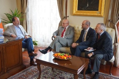 Başkan Gürkan Amerikalı Misafirleri Ağırladı
