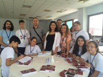 KONAKLı - Genç Yazarlar Kitaplarını İmzaladı