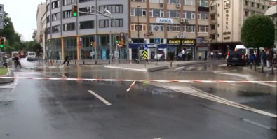 İstanbul'da Çevik Kuvvet Aracına Saldırı Açıklaması 5 Yaralı