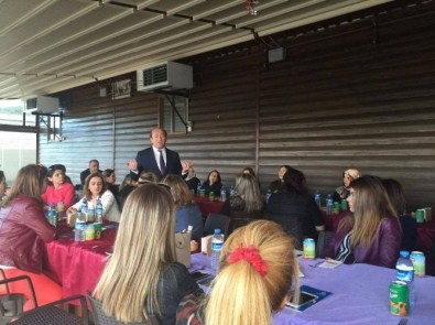 Prof. Dr. Özen, Kadın Akademisyenlere Konuştu