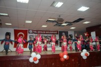 ŞEHİT CENAZELERİ - Umurlulu Minikler Çocuk Şöleninde Hünerlerini Sergiledi