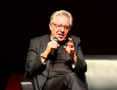 Zülfü Livaneli: Türkiye Rusya'dan özür dilemeli