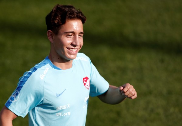 Emre Mor UEFA'nın genç yetenekler 11'inde