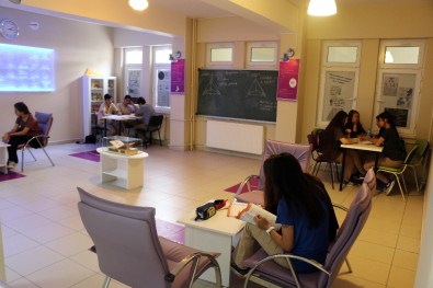 Bu Kafede Sadece Matematik Konuşuluyor