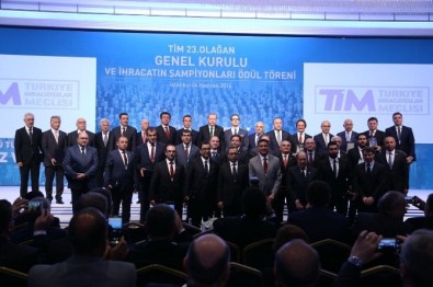 Egeli İhracat Şampiyonları Ödüllerine Kavuştu