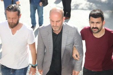 Kılıçdaroğlu'nun Önüne Boş Kurşun Kovanı Atan Şahıs Gözaltına Alındı
