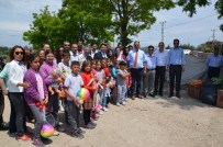 ERTUĞRUL AVCI - Oyuncaklarını Urfalı Misafir Öğrenci Arkadaşlarıyla Paylaştılar