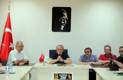 Sertifikalarını Hayvanat Bahçesinde Aldılar