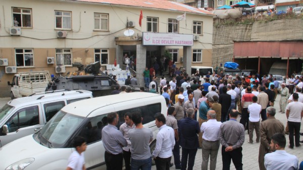 Hakkari'de hain pusu: 2 şehit 1 yaralı