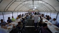 İFTAR ÇADIRI - Adıyaman Belediyesi'nden Hastane Önünde 350 Kişilik İftar Çadırı