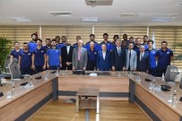Best Balıkesir Basketbol'dan Başkan Uğur'a Ziyaret