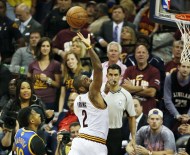 LEBRON JAMES - Cleveland Seriyi 2-1'E Getirdi