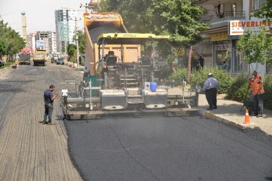 Diclekent Bulvarı'na 12 Bin Ton Asfalt Serildi