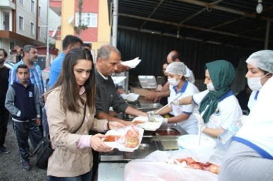 Kartal Belediyesi'nin Sofralarında 150 Bin Kişi İftar Yapacak