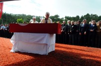 OSMAN AYDıN - Kayınbabasından Şehit Gelinine Son Görev