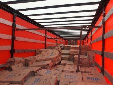 Van'da 337 Bin 500 Paket Kaçak Sigara Ele Geçirildi