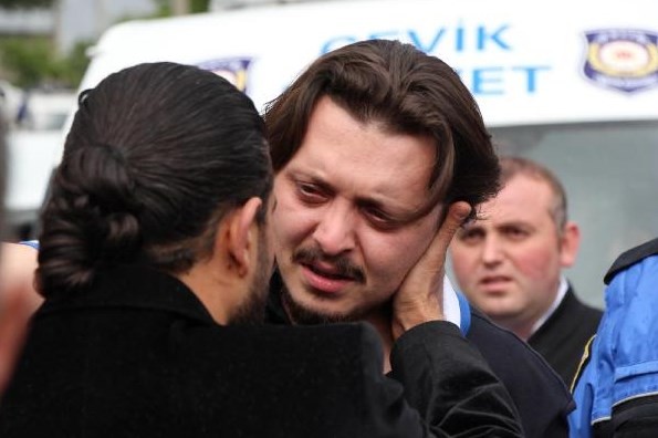 Şehit Polis, bebeğiyle birlikte son yolculuğuna uğurlandı