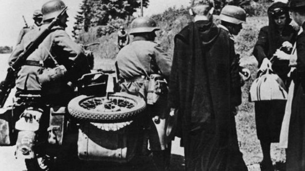 Almanya'dan soykırımcı nazilere maaş