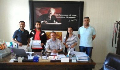 Başarılı Öğretmenler 'Başarı Belgesi' İle Ödüllendirildi