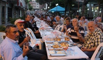 Başkan Akın, Germencikli Vatandaşlar İle İftarda Buluştu