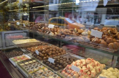 Bayramın Olmazsa Olmazları Tezgahlarda Yerini Aldı