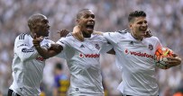 Beşiktaş'ta Gomez Ve Atiba Krizi