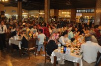 SÜLEYMAN CAN - Bozüyük'te Yaşayan Karadenizliler İftar Sofrasında Bir Araya Geldi