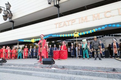 Bursa Mehteri Ukrayna'yı Salladı