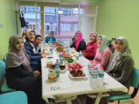 DEAF-İslamı Anlatan Eller Derneği 75 İşitme Engelliye İftar Yemeği Verdi