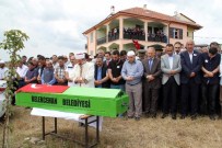 Havalimanı'nda Hayatını Kaybetti Memleketine Otobüs Bagajında Getirildi