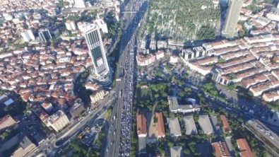 İstanbul trafiği havadan görüntülendi