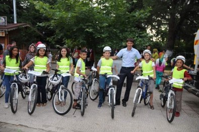 Kalkım Belediyesinden Öğrencilere Bisiklet