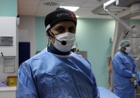 Prof. Dr. Göktekin'in, Türkiye'den Canlı Yayında Tam Tıkalı Damara Yaptığı Operasyon Amerika'dan İzlendi