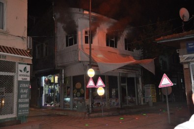Sandıklı'da Lokantada Yangın Çıktı