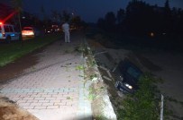 METRO İSTASYONU - Yoldan Çıktı İstinat Duvarından Aşağıya Düştü, Sürücünün Burnu Bile Kanamadı